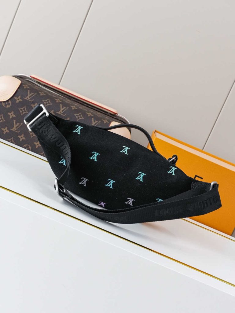 高端仿制路易威登LOUIS VUITTON M13961渐变牛仔复刻品