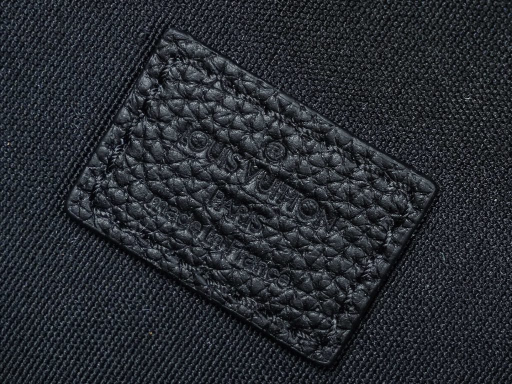 高端仿制路易威登LOUIS VUITTON M13961渐变牛仔复刻品