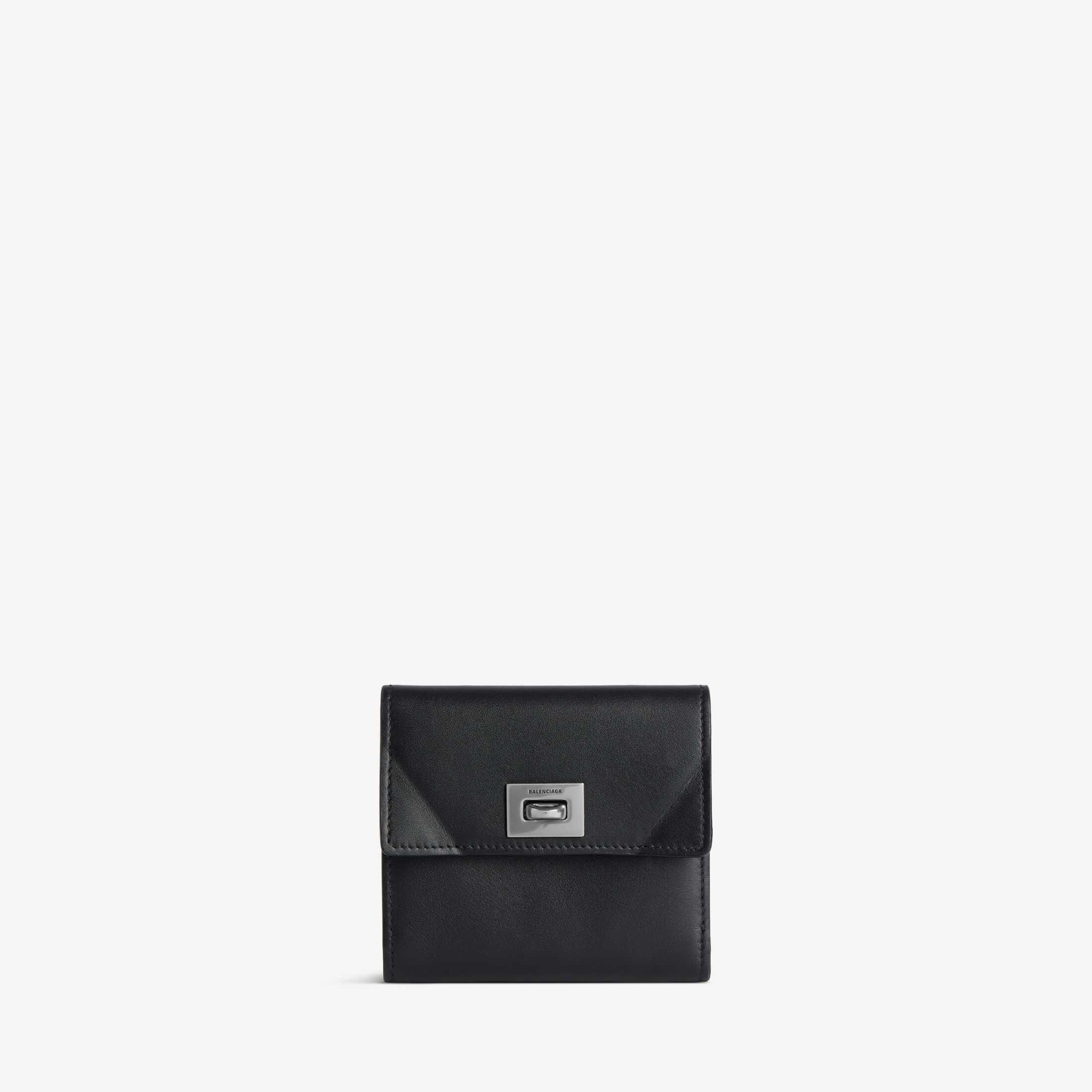 Réplica de la mini cartera para hombre «Rodeo» de Balenciaga, modelo SA, fabricada según el patrón original, en piel de vacuno lisa negra de alta calidad