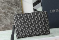 迪奥拉链手拿包