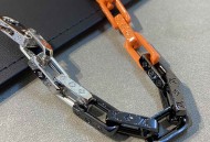 𝐋𝐨𝐮𝐢𝐬 𝐕𝐮𝐢𝐭𝐭𝐨𝐧 黑白橙竹节手链