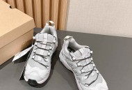 萨洛蒙户外越野跑鞋