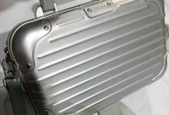  日默瓦银色手提箱 挎包表箱 