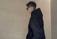 克罗心新款长袖连帽卫衣