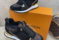 LV 休闲运动鞋， 