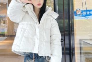 四格lulu羽绒服短款 