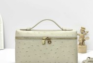 Extra poet L19 鸵鸟纹浅米色金扣