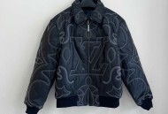 LV Deng驴牌Louis Vu11ton刺绣真皮夹棉夹克 