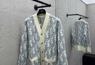 迪奥满印字母开衫