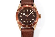 帝陀碧湾青铜M79250BM腕表