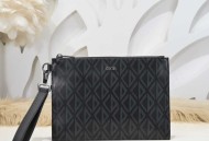 迪奥最新款男士手拿包