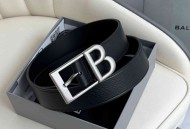 巴黎世家搭配纯铜复古五金（Balenciaga）腰带