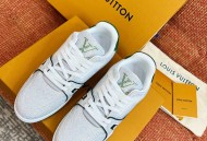 Louis Vuitton trainer  运动休闲鞋