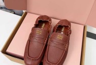 Miu Miu全新Nappa羊皮抽褶乐福鞋