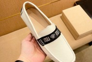 范思哲男士豆豆鞋