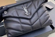 圣罗兰包包绗缝小羊皮包