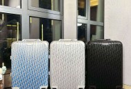 Dior  X rimowa行李箱