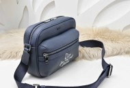 Dior-迪奥最新款信使包斜挎包