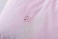 𝒍𝒖𝒍𝒖𝒍𝒆𝒎𝒐𝒏｜露露乐檬 𝑾𝒊𝒏𝒅𝒆𝒓 𝑷𝒖𝒇𝒇 泡芙系列四格 马甲 羽绒服  