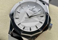 恒宝宇舶第二代腕表