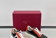 菲拉格慕低帮鞋