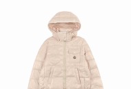 𝐌𝐨𝐧𝐜𝐥𝐞𝐫 盟可睐 Andro系列 SS24 ANDRO短款徽标连帽长袖羽绒服 女款 