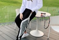 巴宝莉长袖卫衣