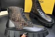FENDI靴子高帮同步