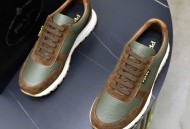 PRADA（普拉达）运动鞋