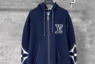 Lv路易威登 25Ss 新款嵌花羊毛四叶草混纺拉链棉质连帽衫外套