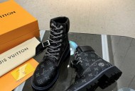 Louis Vuitton x 联名 Via Instagram大黄靴