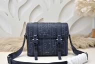 迪奥最新款斜挎包信使包